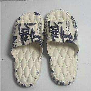 Cream and Black Men's Slide Sandals